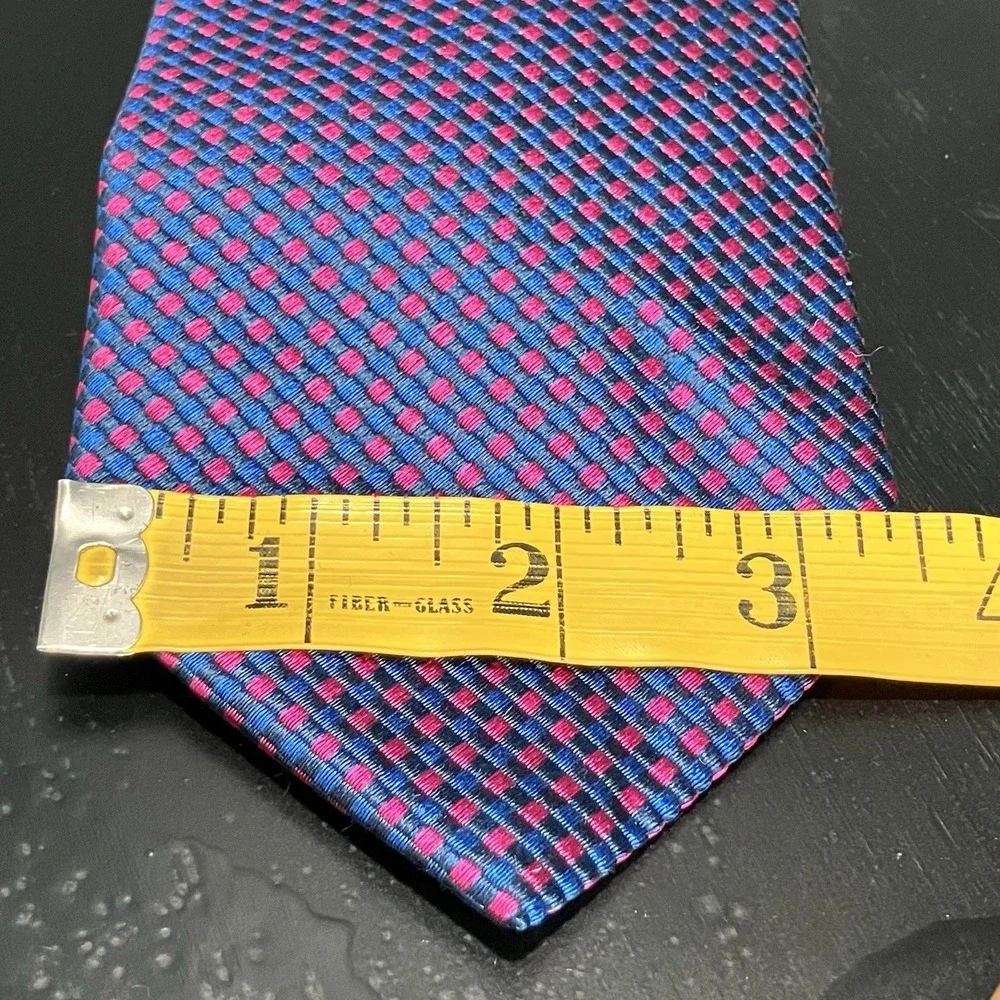 Bloomingdale's Soho Silk Tie Blue Pink Textured Micro Check Made England